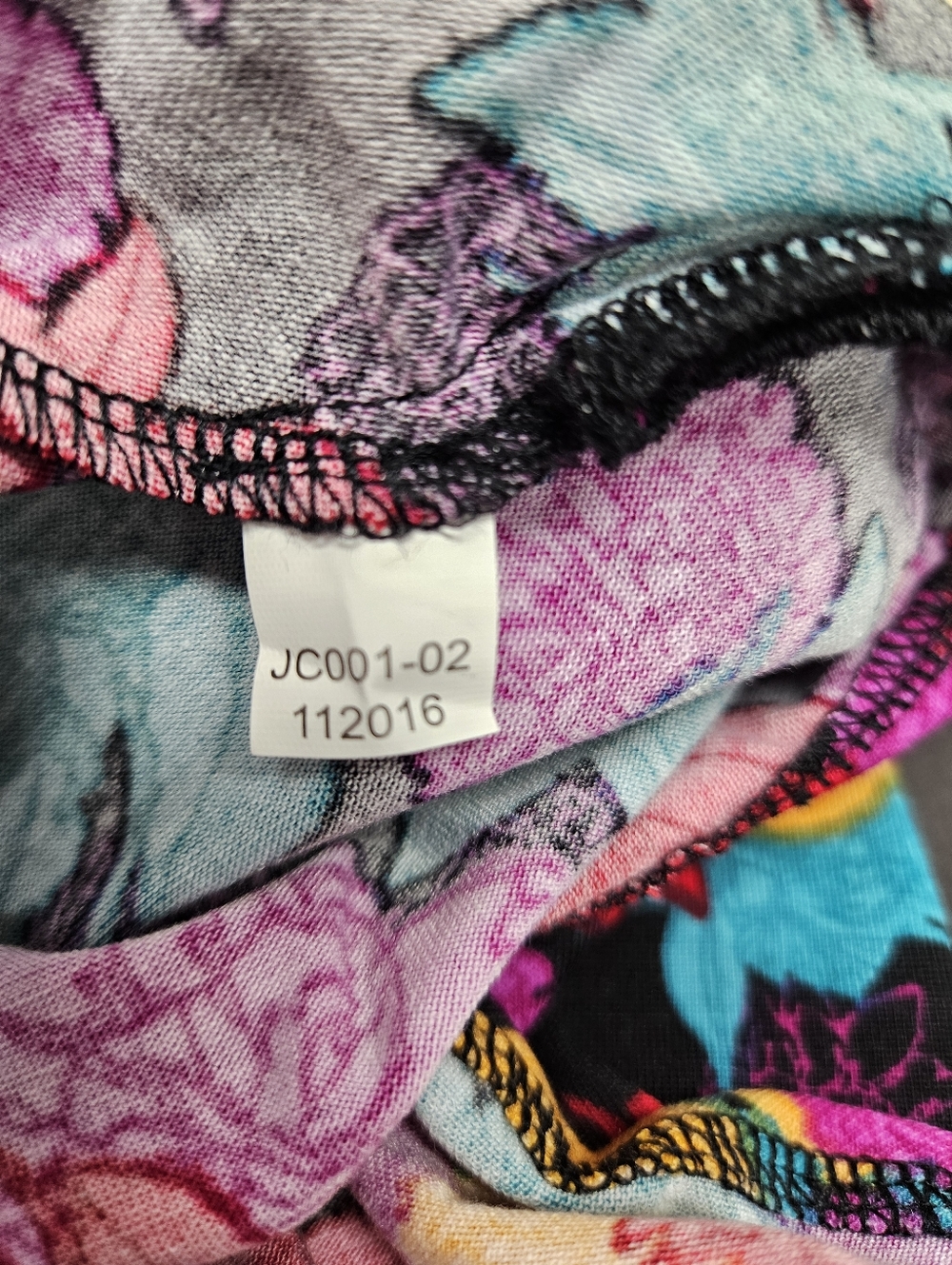 LuLaRoe Perfect T Shirt Floral Scoop Neck Tunic Black Turquoise Pink Red Small - Picture 6 of 6